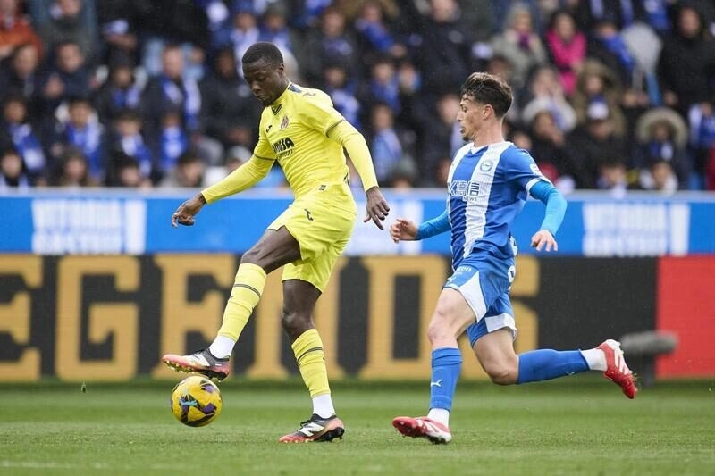 Pepe giải nguy, Tàu Ngầm Vàng giành 1 điểm ở trận Alaves vs Villarreal